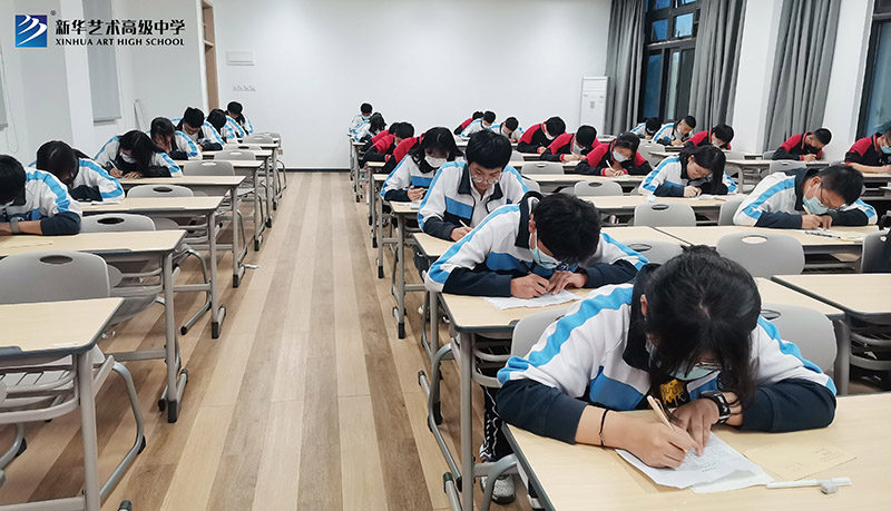 展新華學子風采， 助核心素養(yǎng)提升——我校舉行首屆“新華杯”數(shù)獨大賽